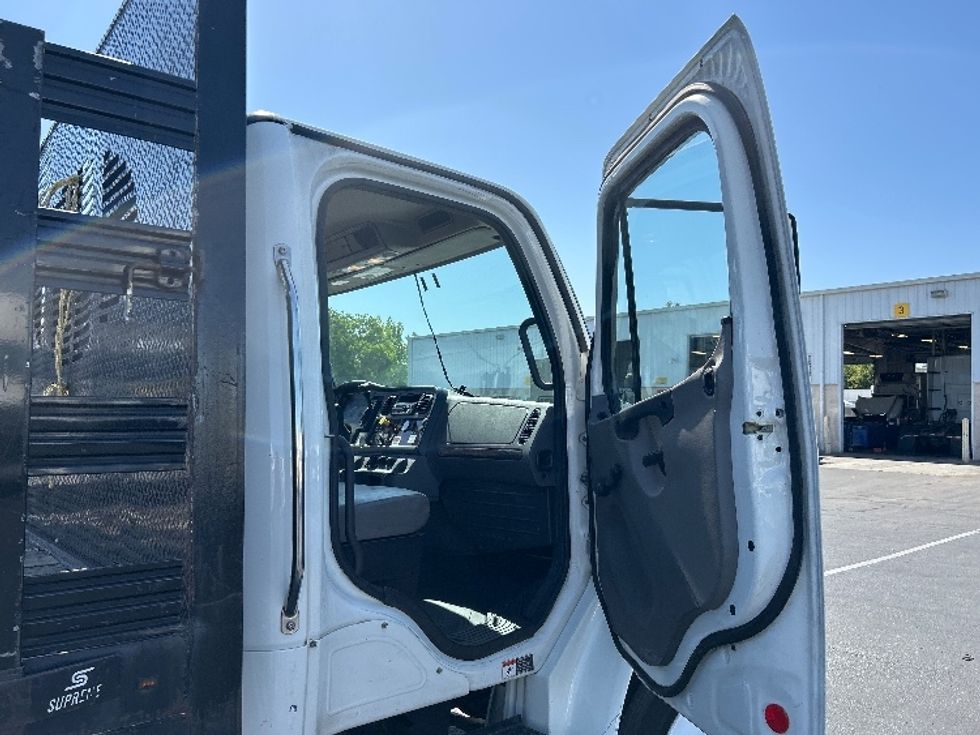 Flatbed Truck-Light and Medium Duty Trucks-Freightliner-2019-M2-Ceres-CA-168,232\n\t\tmiles-$ 54,500 - Image 20