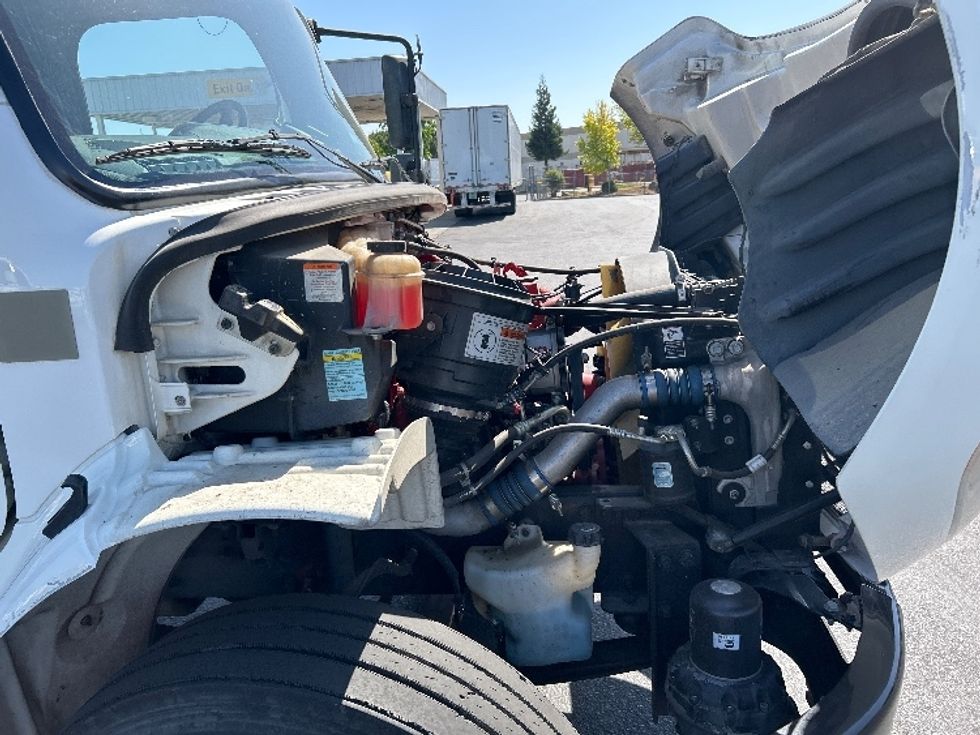 Flatbed Truck-Light and Medium Duty Trucks-Freightliner-2019-M2-Ceres-CA-168,232\n\t\tmiles-$ 54,500 - Image 23