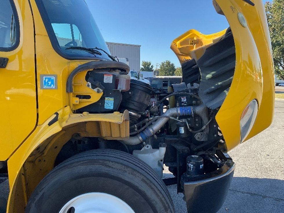 Flatbed Truck-Light and Medium Duty Trucks-Freightliner-2019-M2-Chattanooga-TN-118,872\n\t\tmiles-$ 51,250 - Image 22