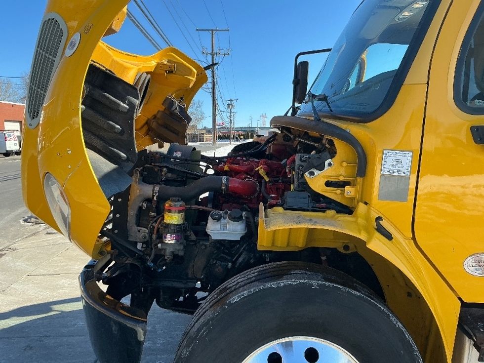 Flatbed Truck-Light and Medium Duty Trucks-Freightliner-2019-M2-Chicopee-MA-137,956\n\t\tmiles-$ 44,750 - Image 24