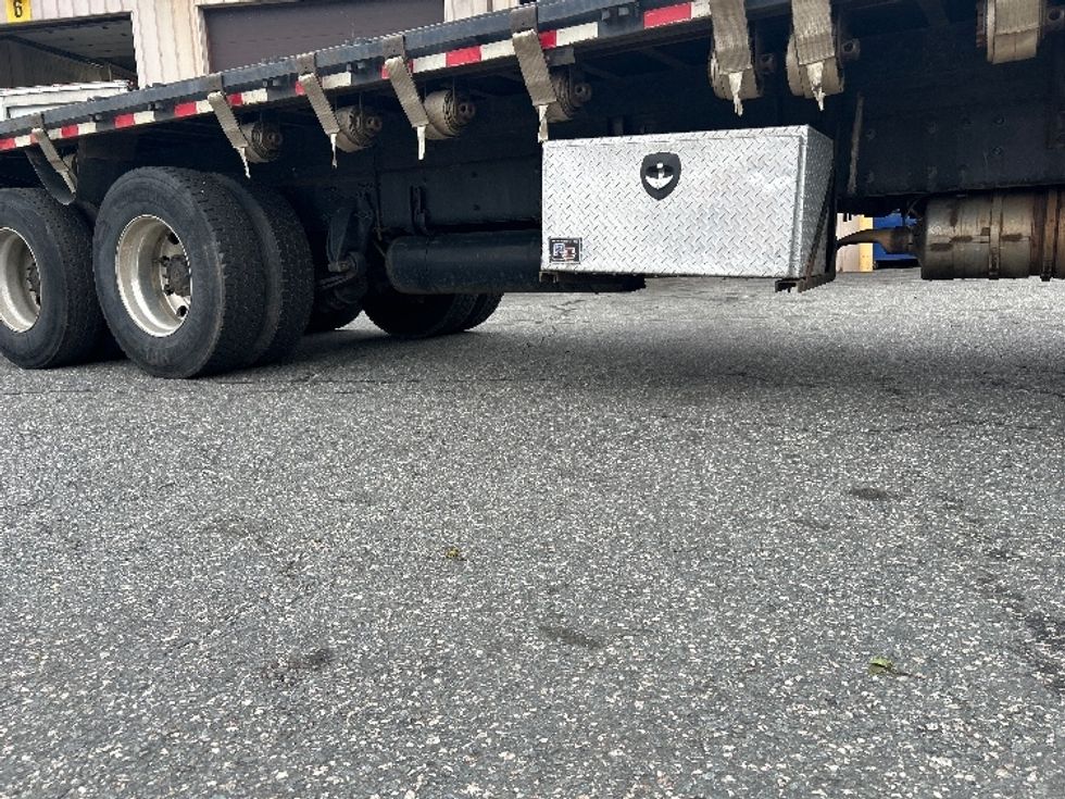 Flatbed Truck-Light and Medium Duty Trucks-Freightliner-2019-M2-Chicopee-MA-197,201\n\t\tmiles-$ 62,000 - Image 14
