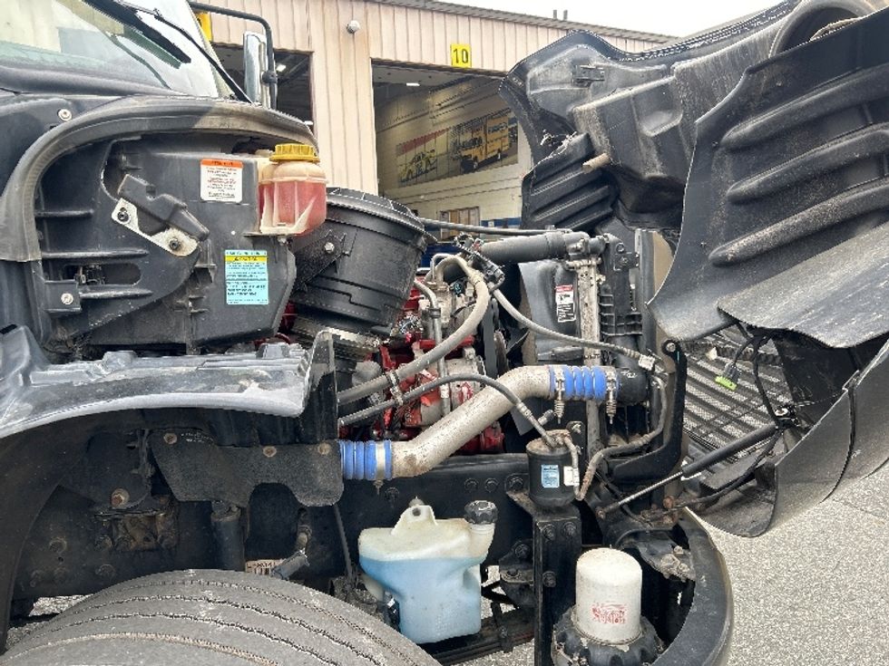 Flatbed Truck-Light and Medium Duty Trucks-Freightliner-2019-M2-Chicopee-MA-197,201\n\t\tmiles-$ 62,000 - Image 23