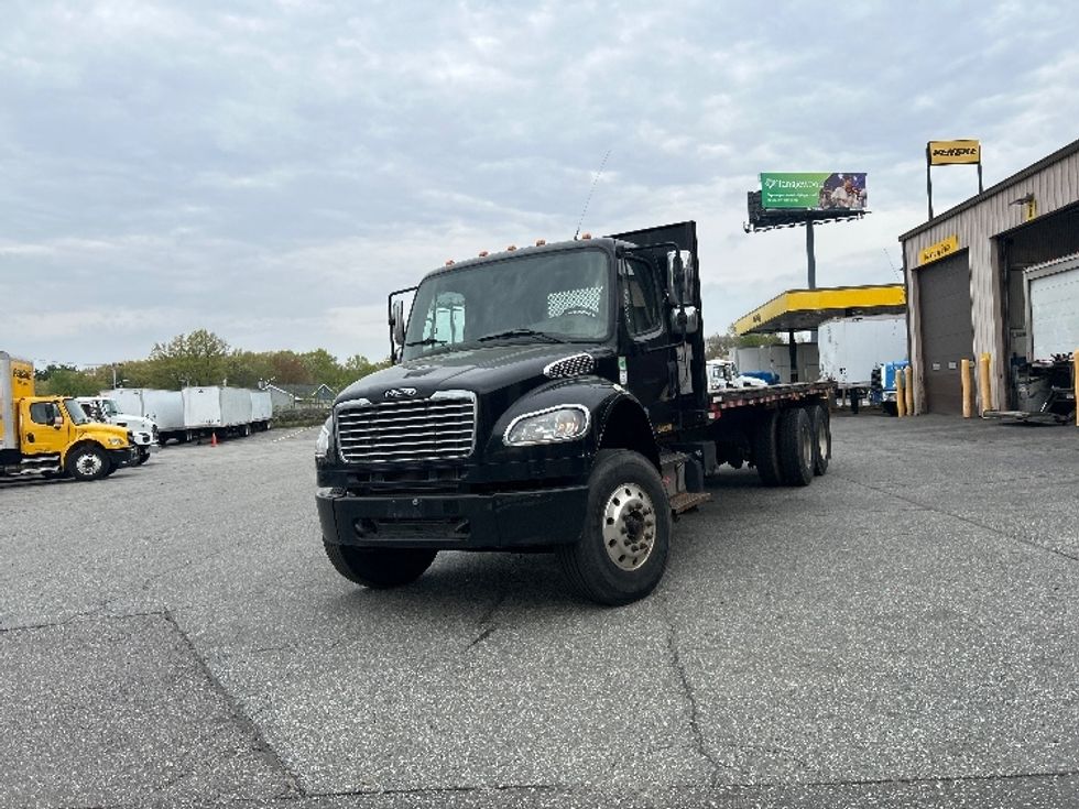 Flatbed Truck-Light and Medium Duty Trucks-Freightliner-2019-M2-Chicopee-MA-197,201\n\t\tmiles-$ 62,000 - Image 3