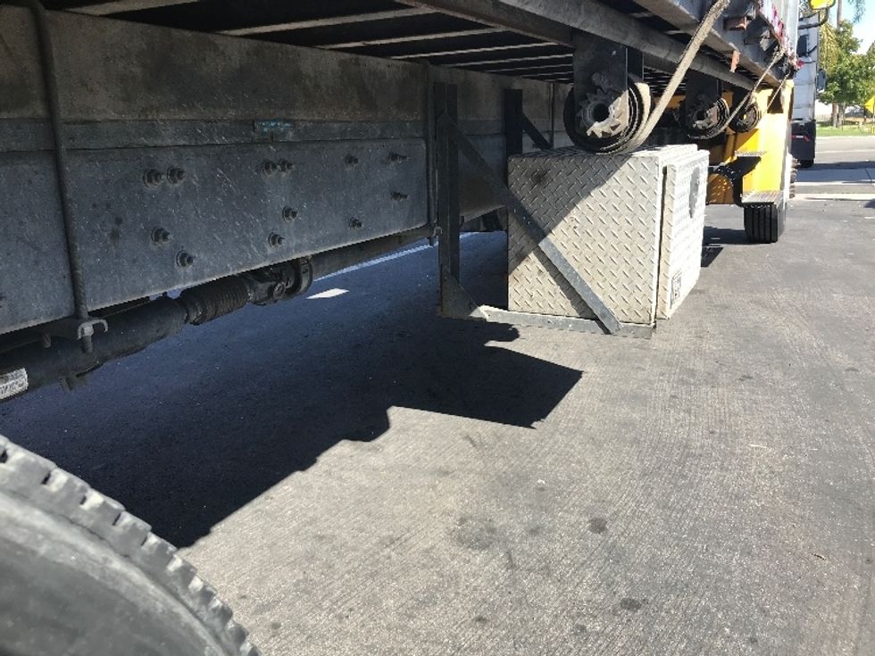 Flatbed Truck-Light and Medium Duty Trucks-Freightliner-2019-M2-Chino-CA-129,711\n\t\tmiles-$ 49,750 - Image 14