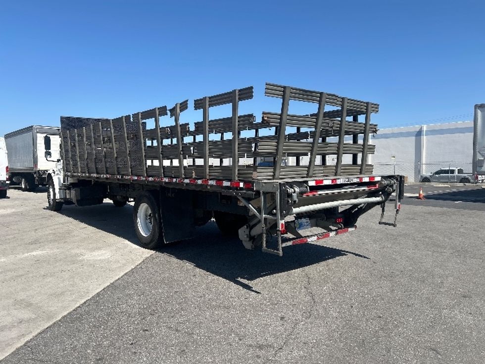 Flatbed Truck-Light and Medium Duty Trucks-Freightliner-2019-M2-Chino-CA-159,858\n\t\tmiles-$ 56,250 - Image 6