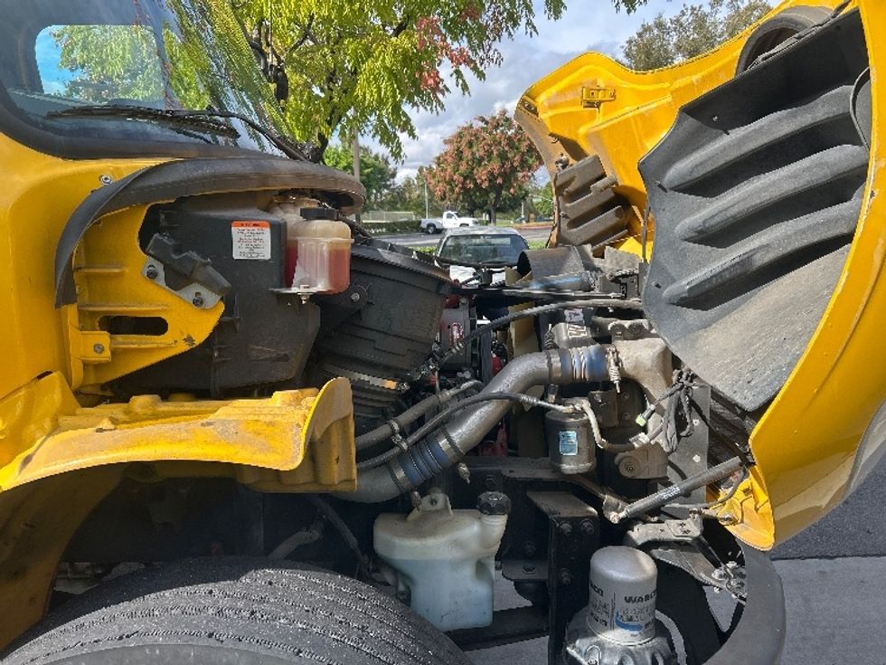 Flatbed Truck-Light and Medium Duty Trucks-Freightliner-2019-M2-City Of Industry-CA-125,229\n\t\tmiles-$ 51,500 - Image 18