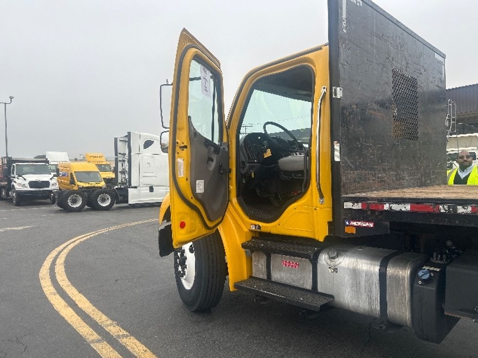 Flatbed Truck-Light and Medium Duty Trucks-Freightliner-2019-M2-City Of Industry-CA-145,703\n\t\tmiles-$ 48,750 - Image 20