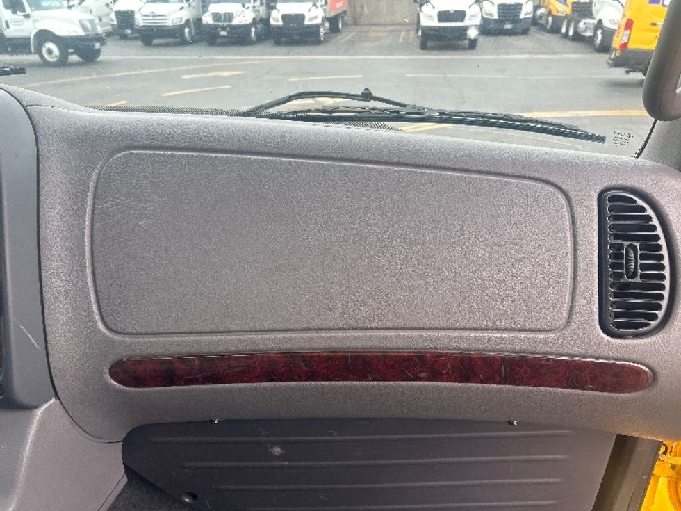 Flatbed Truck-Light and Medium Duty Trucks-Freightliner-2019-M2-City Of Industry-CA-145,703\n\t\tmiles-$ 48,750 - Image 22