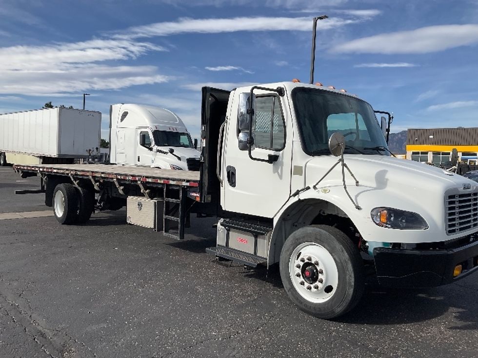 Flatbed Truck-Light and Medium Duty Trucks-Freightliner-2019-M2-Colorado Springs-CO-110,121\n\t\tmiles-$ 51,500 - Image 1