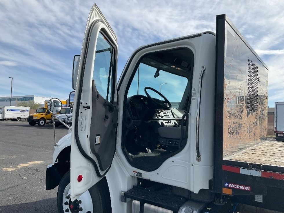Flatbed Truck-Light and Medium Duty Trucks-Freightliner-2019-M2-Colorado Springs-CO-110,121\n\t\tmiles-$ 51,500 - Image 12