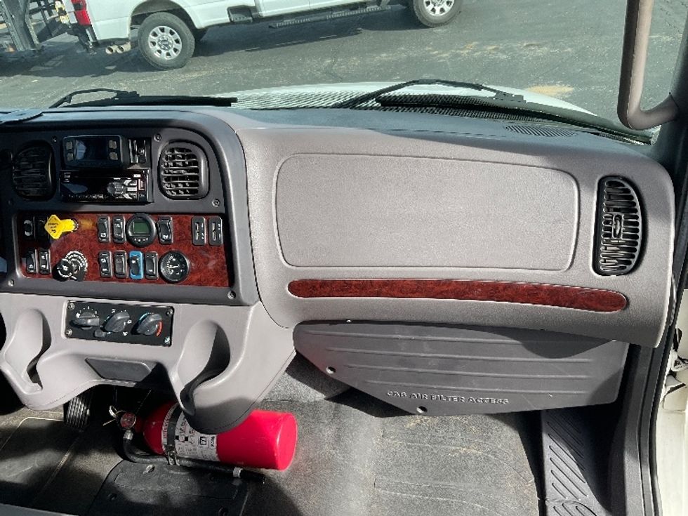 Flatbed Truck-Light and Medium Duty Trucks-Freightliner-2019-M2-Colorado Springs-CO-110,121\n\t\tmiles-$ 51,500 - Image 17