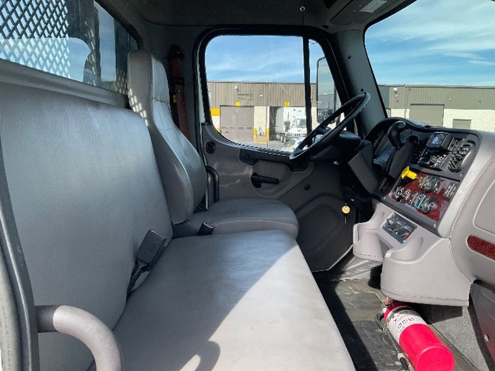 Flatbed Truck-Light and Medium Duty Trucks-Freightliner-2019-M2-Colorado Springs-CO-110,121\n\t\tmiles-$ 51,500 - Image 18