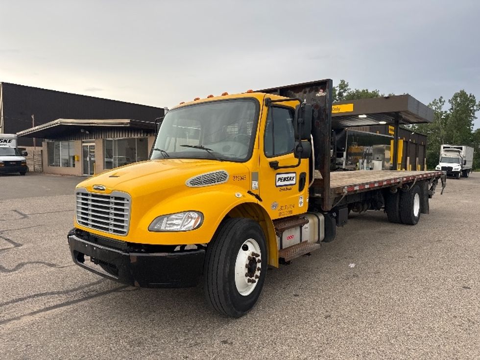 Flatbed Truck-Light and Medium Duty Trucks-Freightliner-2019-M2-Comstock Park-MI-130,870\n\t\tmiles-$ 52,250 - Image 3