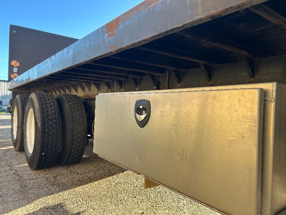 Flatbed Truck-Light and Medium Duty Trucks-Freightliner-2019-M2-Comstock Park-MI-217,384\n\t\tmiles-$ 34,500 - Image 11