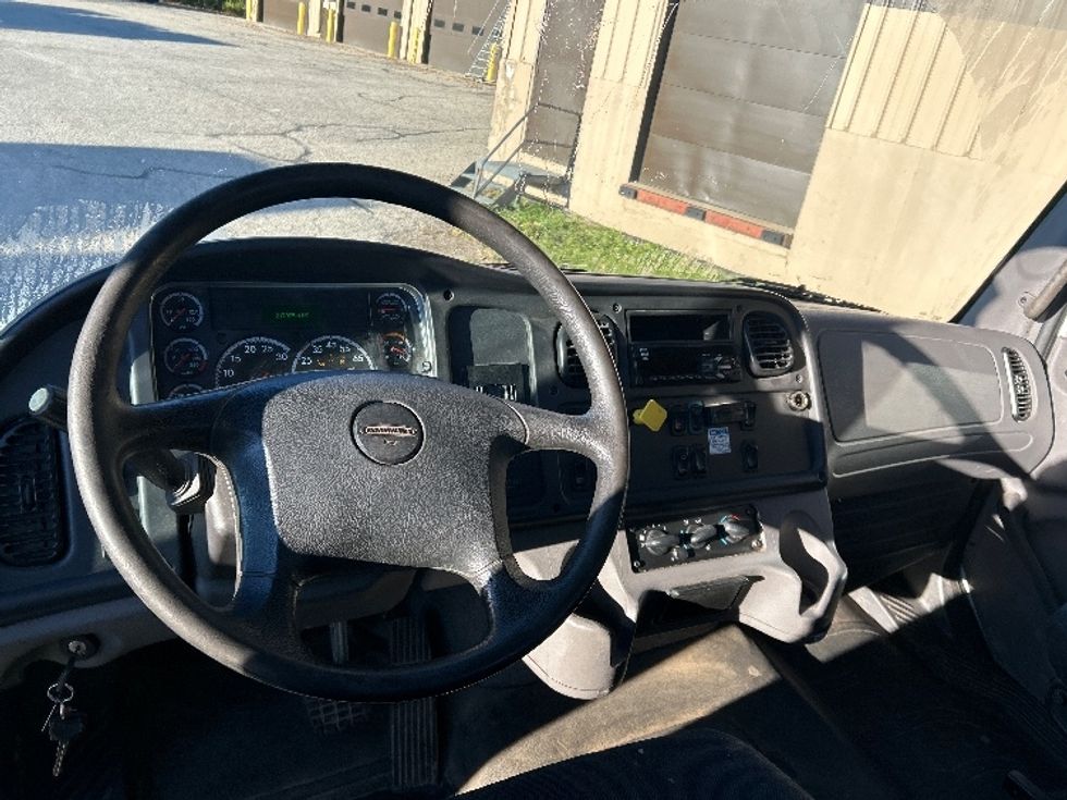 Flatbed Truck-Light and Medium Duty Trucks-Freightliner-2019-M2-Comstock Park-MI-217,384\n\t\tmiles-$ 34,500 - Image 15