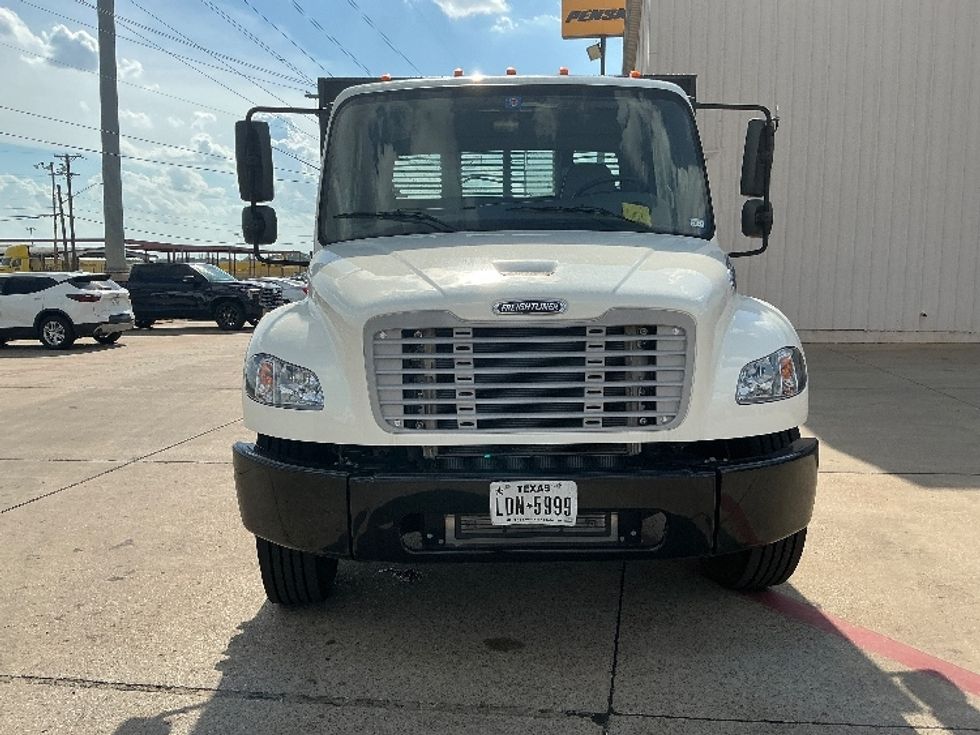 Flatbed Truck-Light and Medium Duty Trucks-Freightliner-2019-M2-Dallas-TX-114,770\n\t\tmiles-$ 58,750 - Image 2