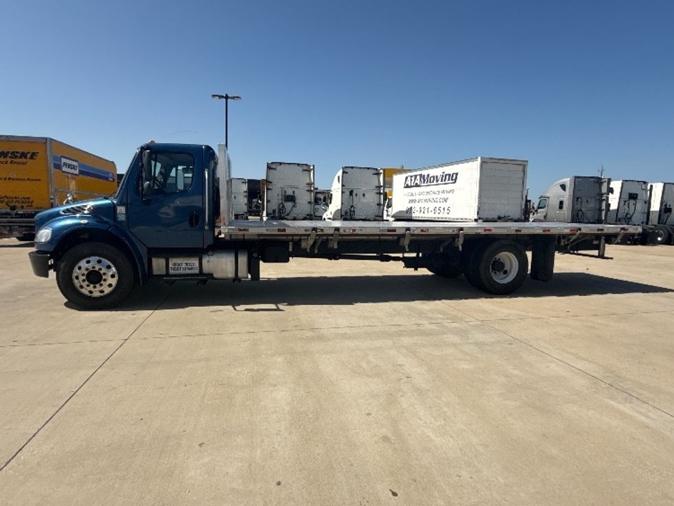 Flatbed Truck-Light and Medium Duty Trucks-Freightliner-2019-M2-Dallas-TX-264,479\n\t\tmiles-$ 36,750 - Image 4
