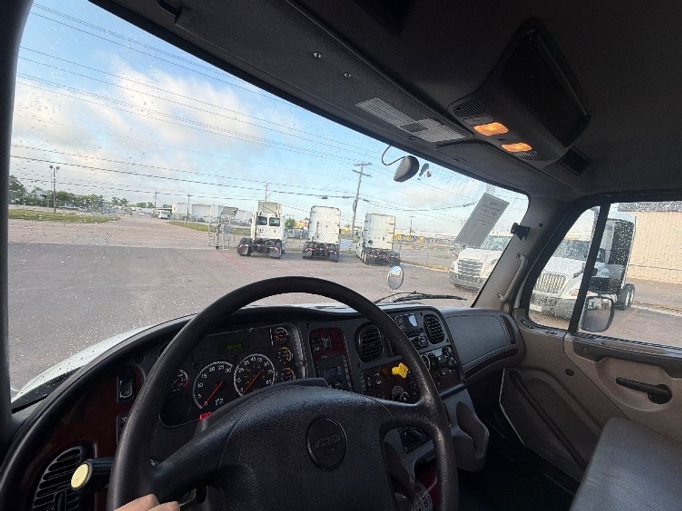 Flatbed Truck-Light and Medium Duty Trucks-Freightliner-2019-M2-Dallas-TX-325,404\n\t\tmiles-$ 34,250 - Image 11