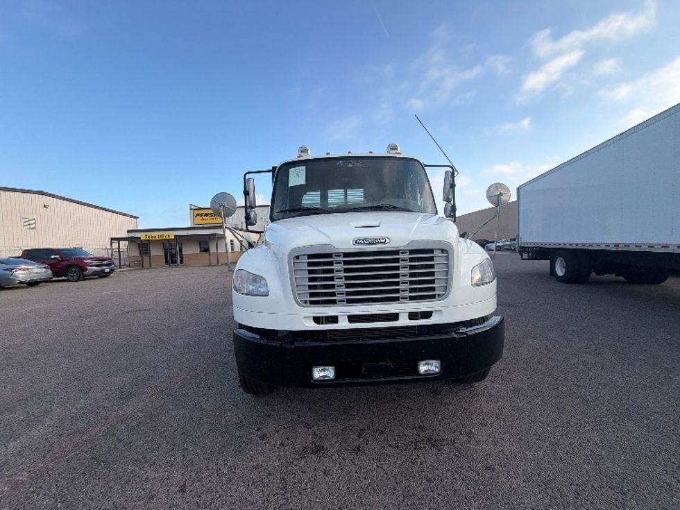 Flatbed Truck-Light and Medium Duty Trucks-Freightliner-2019-M2-Dallas-TX-325,404\n\t\tmiles-$ 34,250 - Image 2