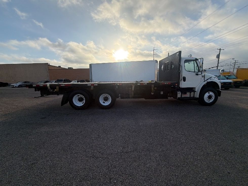 Flatbed Truck-Light and Medium Duty Trucks-Freightliner-2019-M2-Dallas-TX-325,404\n\t\tmiles-$ 34,250 - Image 9