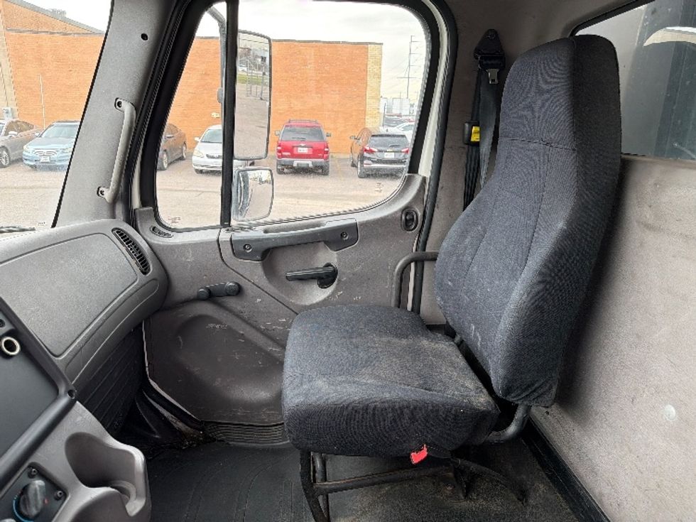 Flatbed Truck-Light and Medium Duty Trucks-Freightliner-2019-M2-Dallas-TX-333,418\n\t\tmiles-$ 20,500 - Image 14