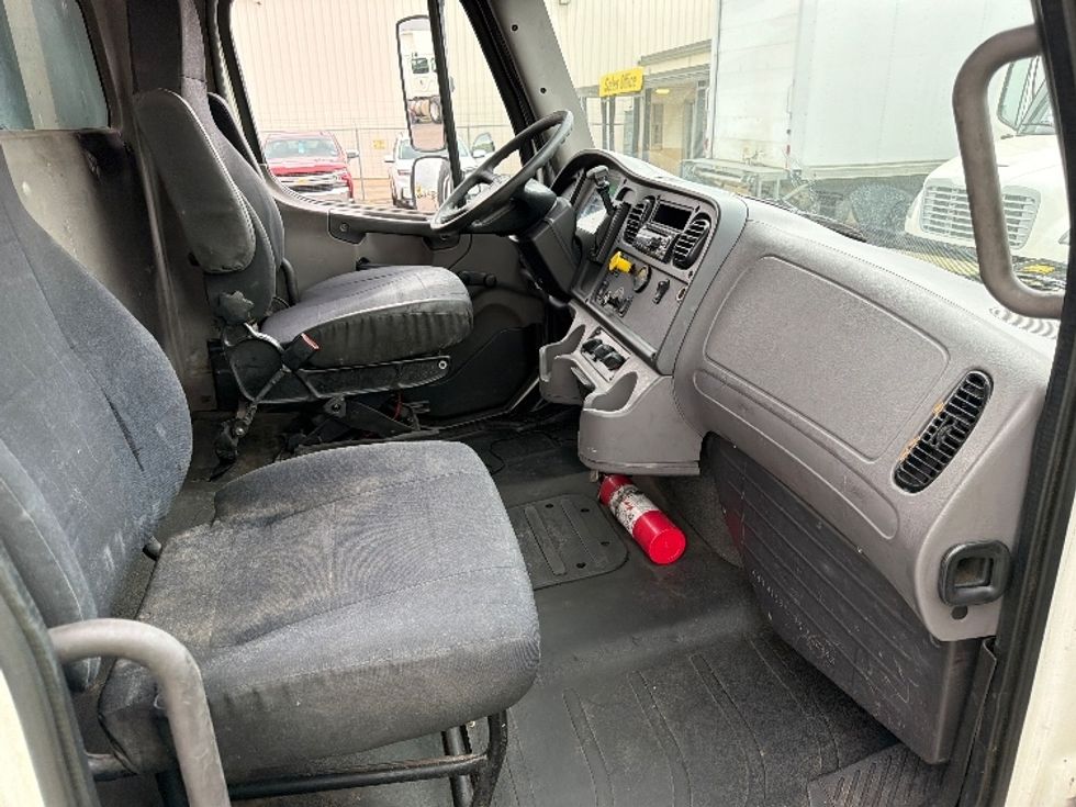Flatbed Truck-Light and Medium Duty Trucks-Freightliner-2019-M2-Dallas-TX-333,418\n\t\tmiles-$ 20,500 - Image 17