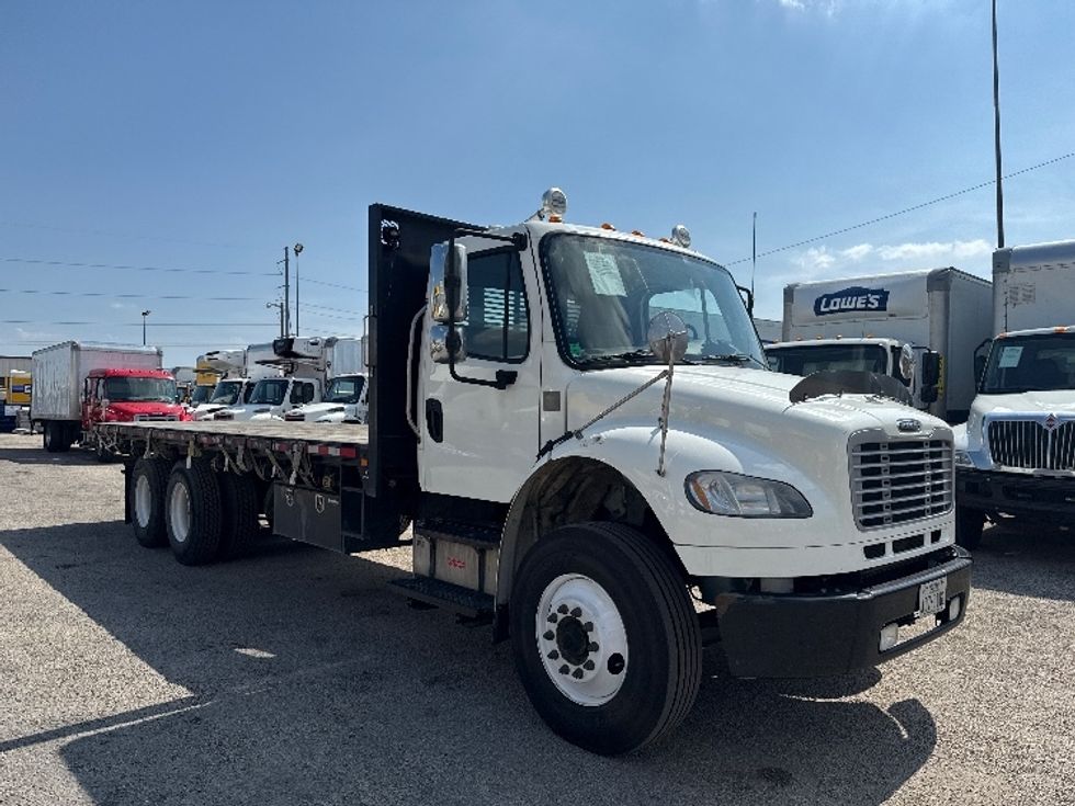 Flatbed Truck-Light and Medium Duty Trucks-Freightliner-2019-M2-Dallas-TX-359,173\n\t\tmiles-$ 34,000 - Image 1