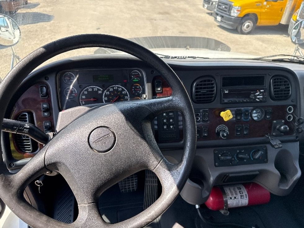 Flatbed Truck-Light and Medium Duty Trucks-Freightliner-2019-M2-Dallas-TX-359,173\n\t\tmiles-$ 34,000 - Image 14