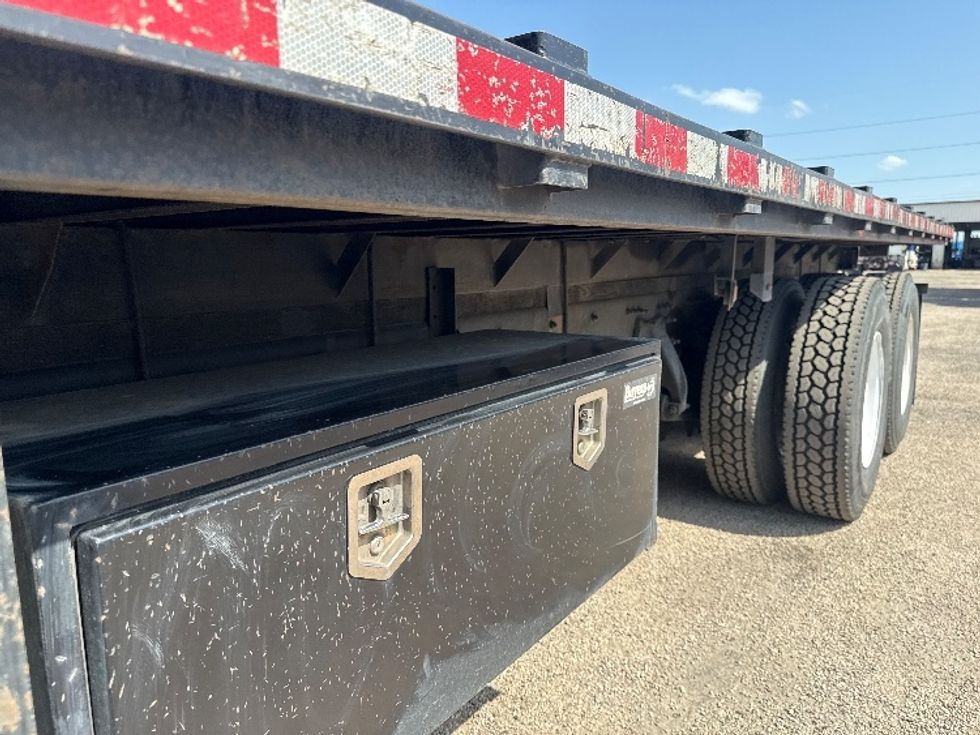 Flatbed Truck-Light and Medium Duty Trucks-Freightliner-2019-M2-Dallas-TX-359,173\n\t\tmiles-$ 34,000 - Image 5