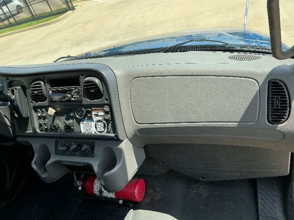 Flatbed Truck-Light and Medium Duty Trucks-Freightliner-2019-M2-Dallas-TX-474,764\n\t\tmiles-$ 22,250 - Image 16