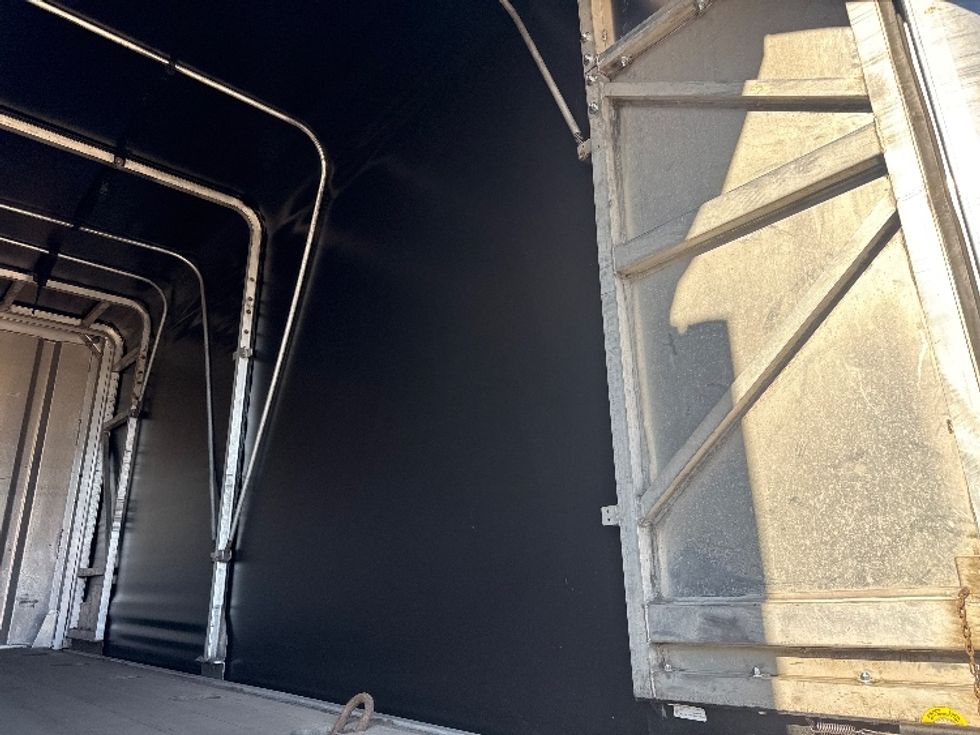 Flatbed Truck-Light and Medium Duty Trucks-Freightliner-2019-M2-East Chicago-IN-147,291\n\t\tmiles-$ 48,500 - Image 11