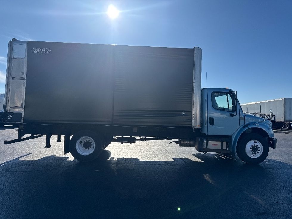 Flatbed Truck-Light and Medium Duty Trucks-Freightliner-2019-M2-East Chicago-IN-147,291\n\t\tmiles-$ 48,500 - Image 14