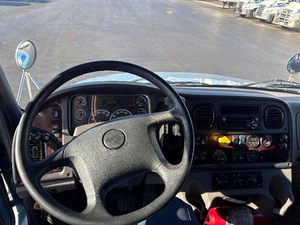 Flatbed Truck-Light and Medium Duty Trucks-Freightliner-2019-M2-East Chicago-IN-147,291\n\t\tmiles-$ 48,500 - Image 17