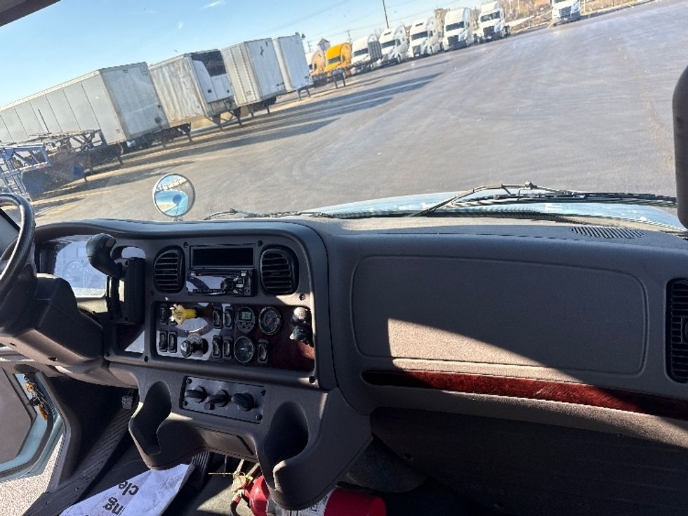 Flatbed Truck-Light and Medium Duty Trucks-Freightliner-2019-M2-East Chicago-IN-147,291\n\t\tmiles-$ 48,500 - Image 20