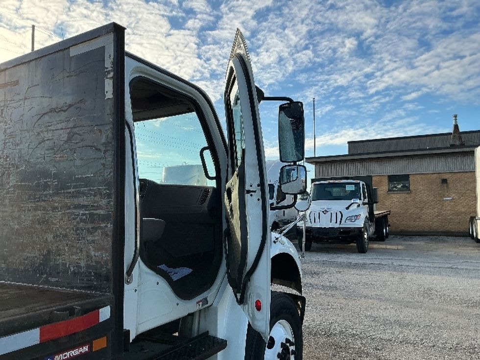 Flatbed Truck-Light and Medium Duty Trucks-Freightliner-2019-M2-East Chicago-IN-196,920\n\t\tmiles-$ 54,000 - Image 15