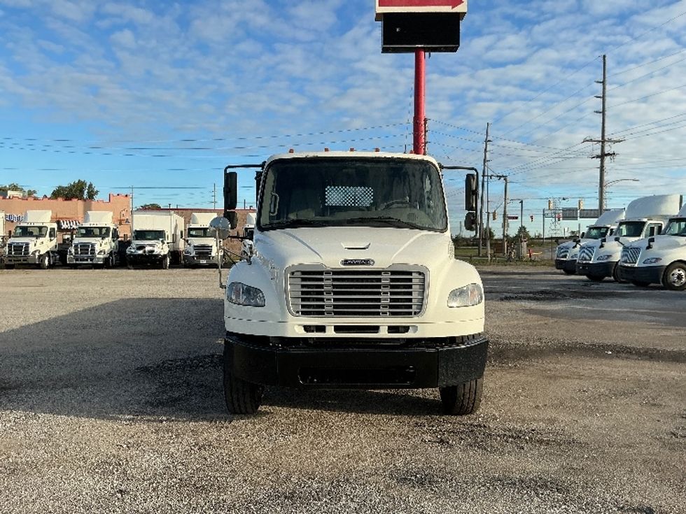 Flatbed Truck-Light and Medium Duty Trucks-Freightliner-2019-M2-East Chicago-IN-196,920\n\t\tmiles-$ 54,000 - Image 2