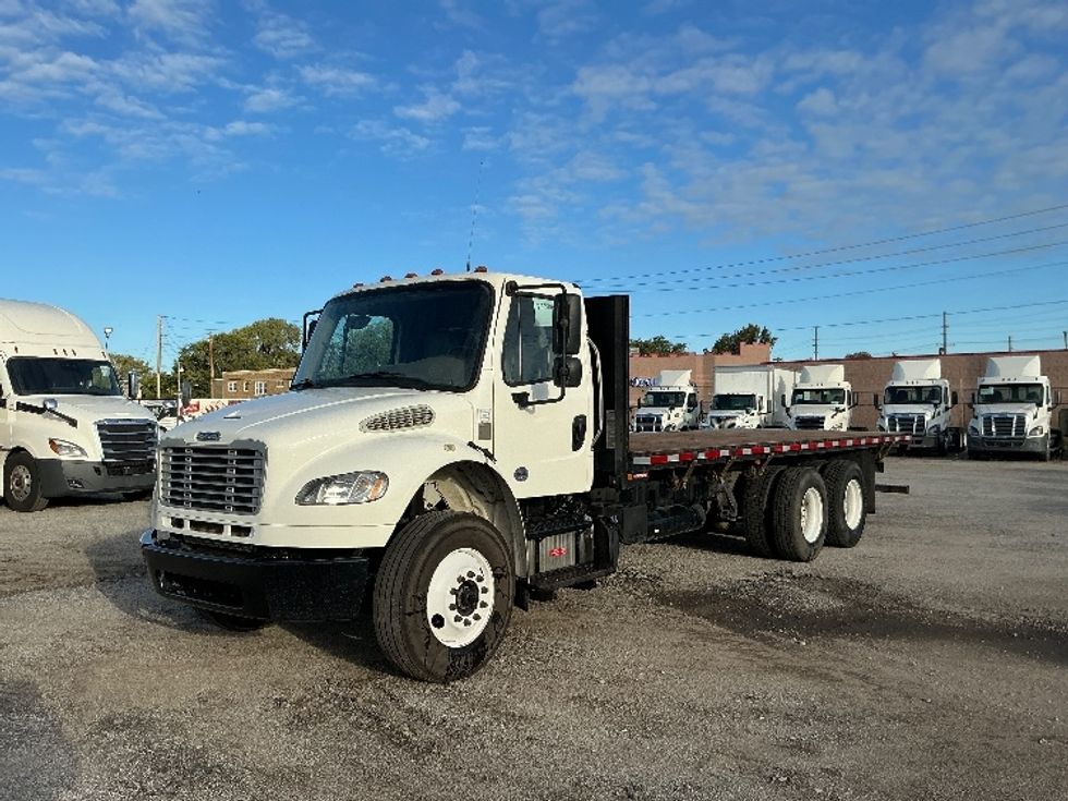Flatbed Truck-Light and Medium Duty Trucks-Freightliner-2019-M2-East Chicago-IN-196,920\n\t\tmiles-$ 54,000 - Image 3