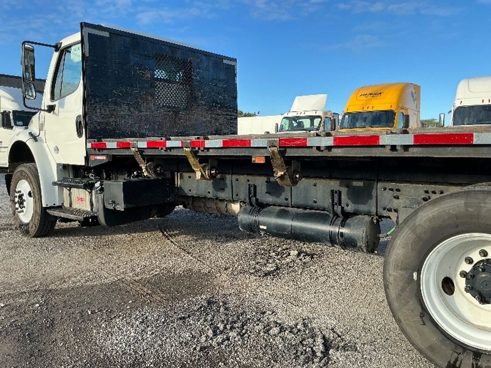 Flatbed Truck-Light and Medium Duty Trucks-Freightliner-2019-M2-East Chicago-IN-196,920\n\t\tmiles-$ 54,000 - Image 5