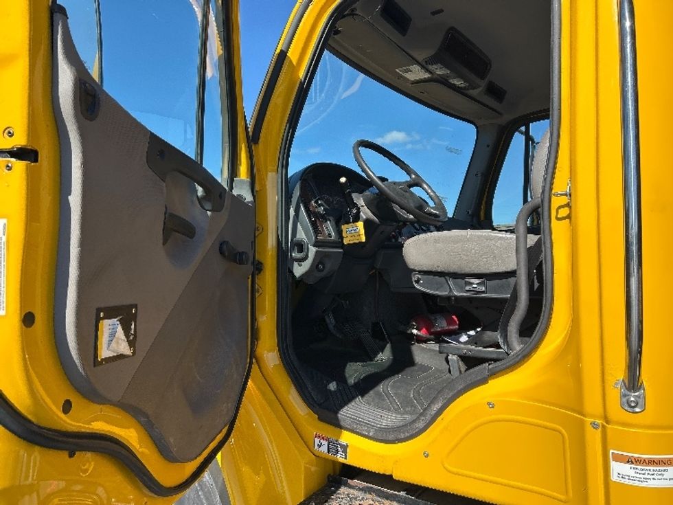 Flatbed Truck-Light and Medium Duty Trucks-Freightliner-2019-M2-East Chicago-IN-62,900\n\t\tmiles-$ 54,000 - Image 16