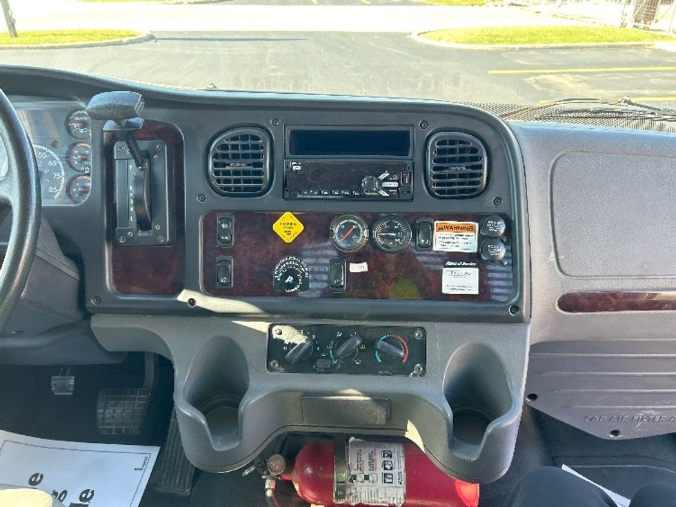 Flatbed Truck-Light and Medium Duty Trucks-Freightliner-2019-M2-East Chicago-IN-62,900\n\t\tmiles-$ 54,000 - Image 25