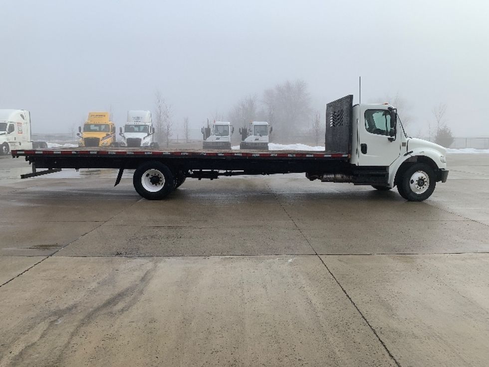 Flatbed Truck-Light and Medium Duty Trucks-Freightliner-2019-M2-East Liberty-OH-241,113\n\t\tmiles-$ 31,500 - Image 15