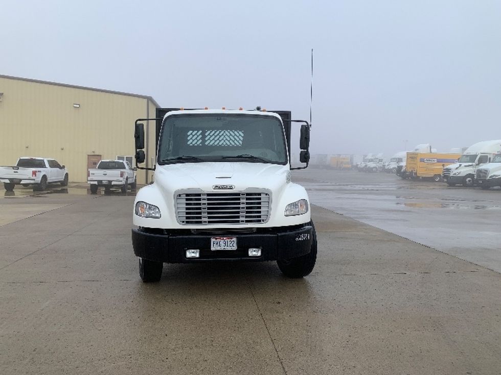 Flatbed Truck-Light and Medium Duty Trucks-Freightliner-2019-M2-East Liberty-OH-241,113\n\t\tmiles-$ 31,500 - Image 2