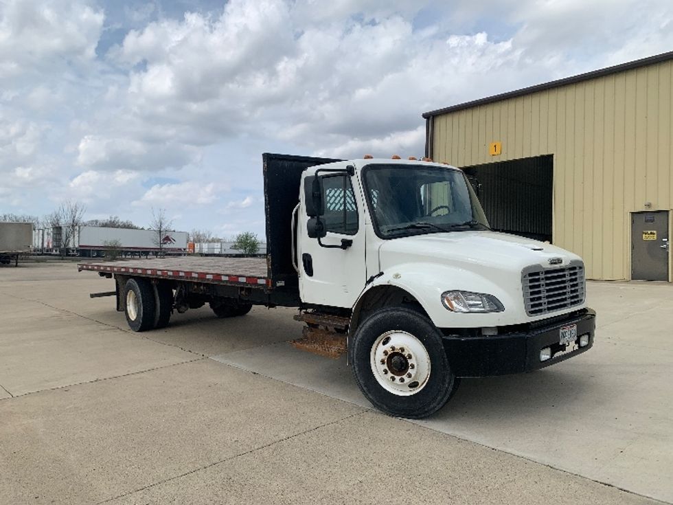 Flatbed Truck-Light and Medium Duty Trucks-Freightliner-2019-M2-East Liberty-OH-260,199\n\t\tmiles-$ 27,750 - Image 1