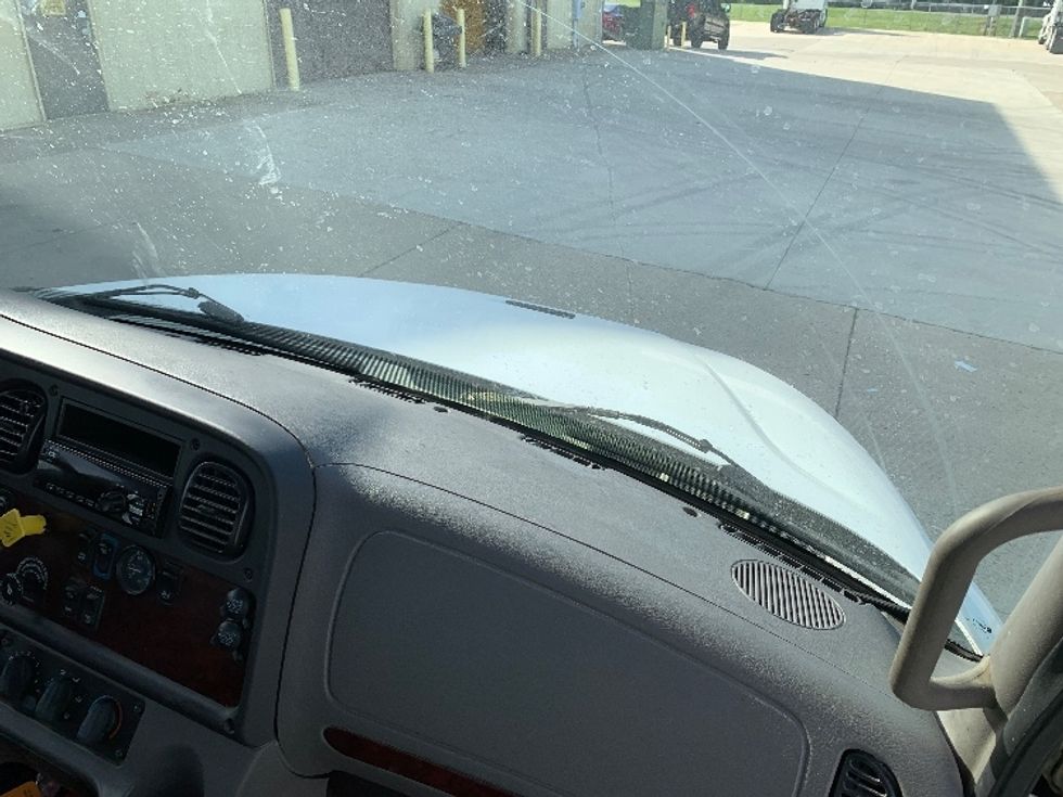 Flatbed Truck-Light and Medium Duty Trucks-Freightliner-2019-M2-East Liberty-OH-260,199\n\t\tmiles-$ 27,750 - Image 21