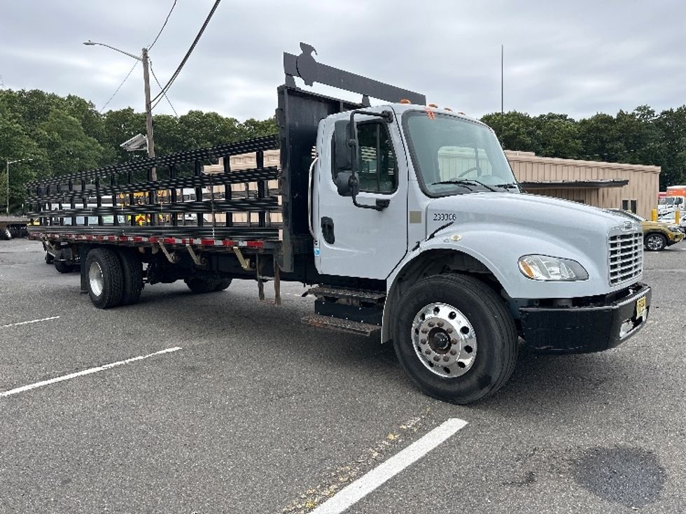 Flatbed Truck-Light and Medium Duty Trucks-Freightliner-2019-M2-Edison-NJ-185,849\n\t\tmiles-$ 44,750 - Image 1