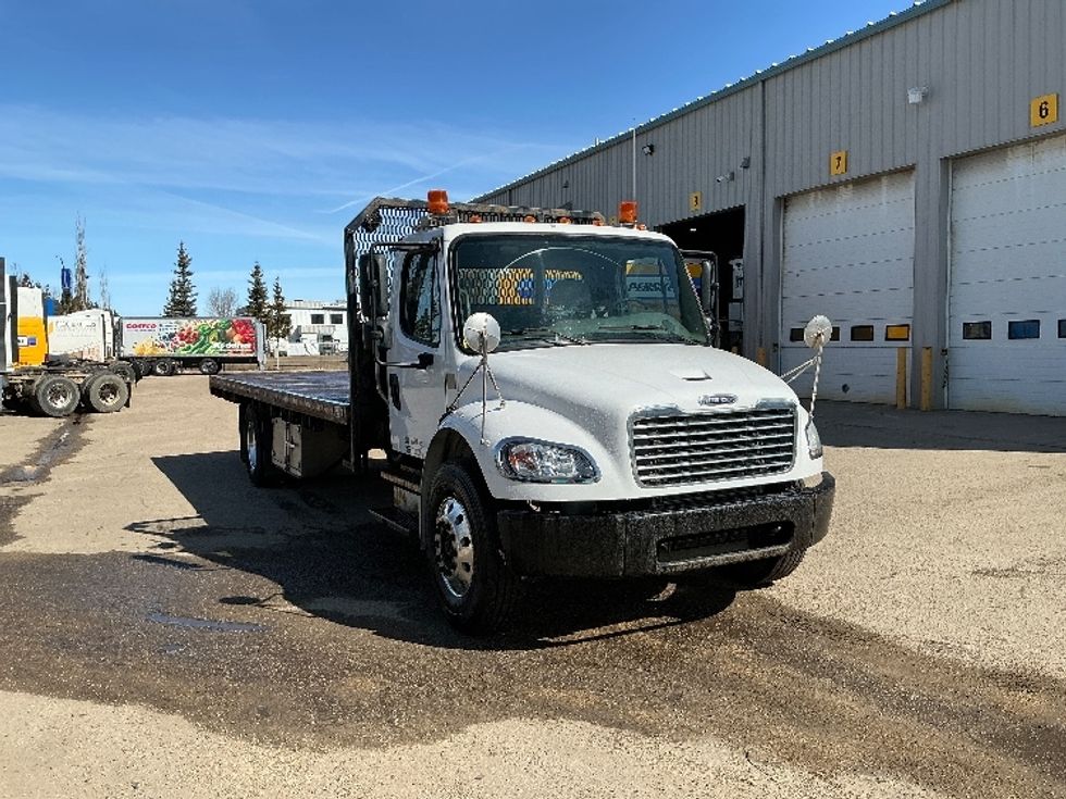 Flatbed Truck-Light and Medium Duty Trucks-Freightliner-2019-M2-Edmonton-AB-163,082\n\t\tkm-$ 69,250 - Image 1