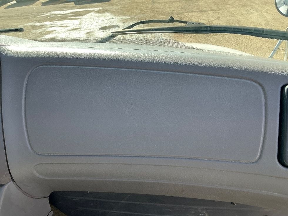 Flatbed Truck-Light and Medium Duty Trucks-Freightliner-2019-M2-Edmonton-AB-163,082\n\t\tkm-$ 69,250 - Image 17