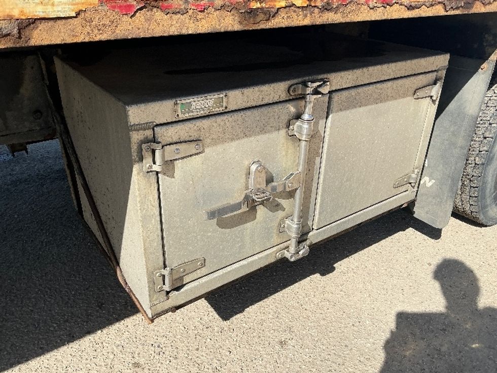 Flatbed Truck-Light and Medium Duty Trucks-Freightliner-2019-M2-Edmonton-AB-163,082\n\t\tkm-$ 69,250 - Image 21