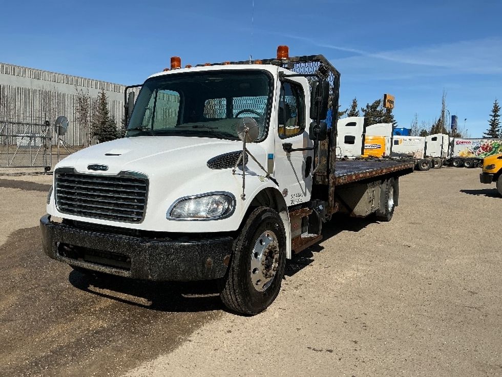 Flatbed Truck-Light and Medium Duty Trucks-Freightliner-2019-M2-Edmonton-AB-163,082\n\t\tkm-$ 69,250 - Image 3