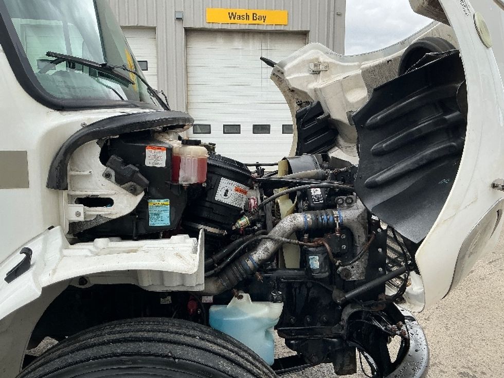 Flatbed Truck-Light and Medium Duty Trucks-Freightliner-2019-M2-Edmonton-AB-195,769\n\t\tkm-$ 60,000 - Image 19